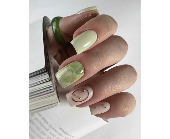 769A32D0-B6BA-440A-AE19-D080E3C06F4F