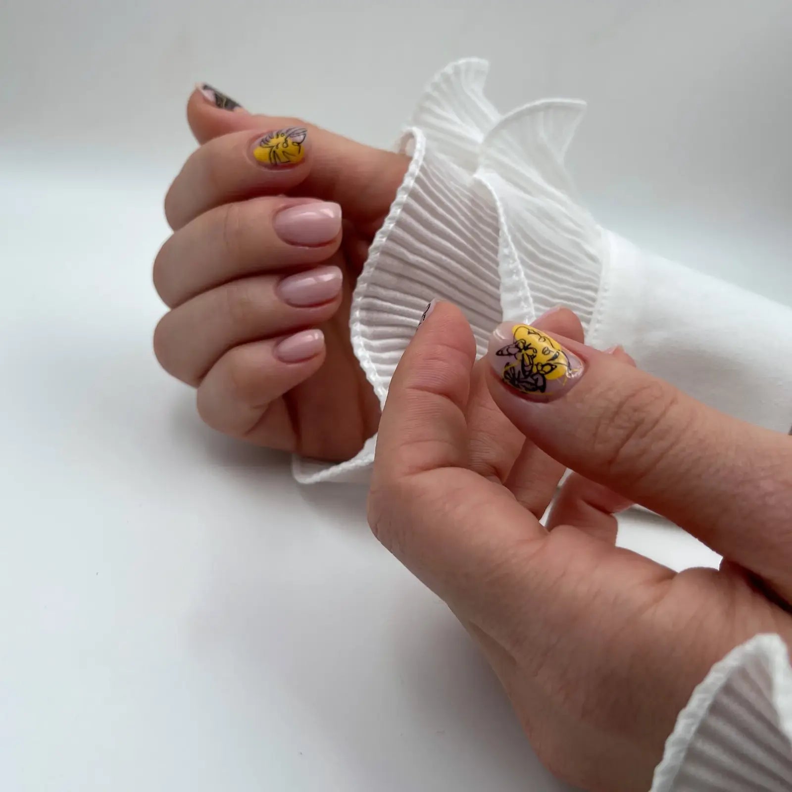 5465-Stamping-Lac-Banana-Cream-15ml-GN-2048&#215;2048