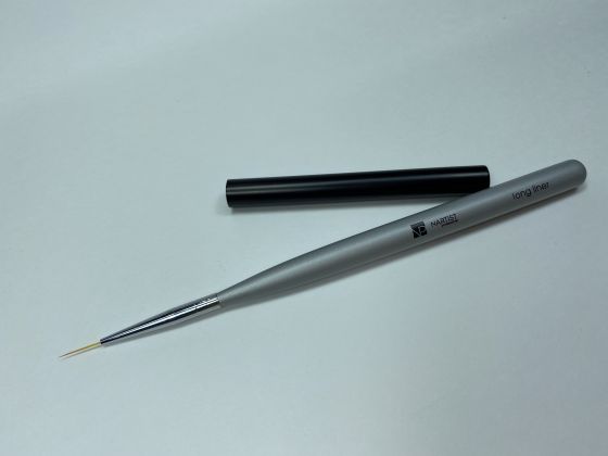 brush-long-liner.jpg