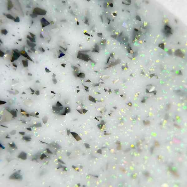 yas-rubber-base-silver-holo-1-geolenn-3_600x