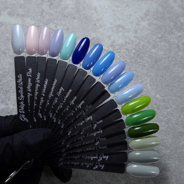 yas-gel-polish-mindfull-grey-geolenn-3_600x