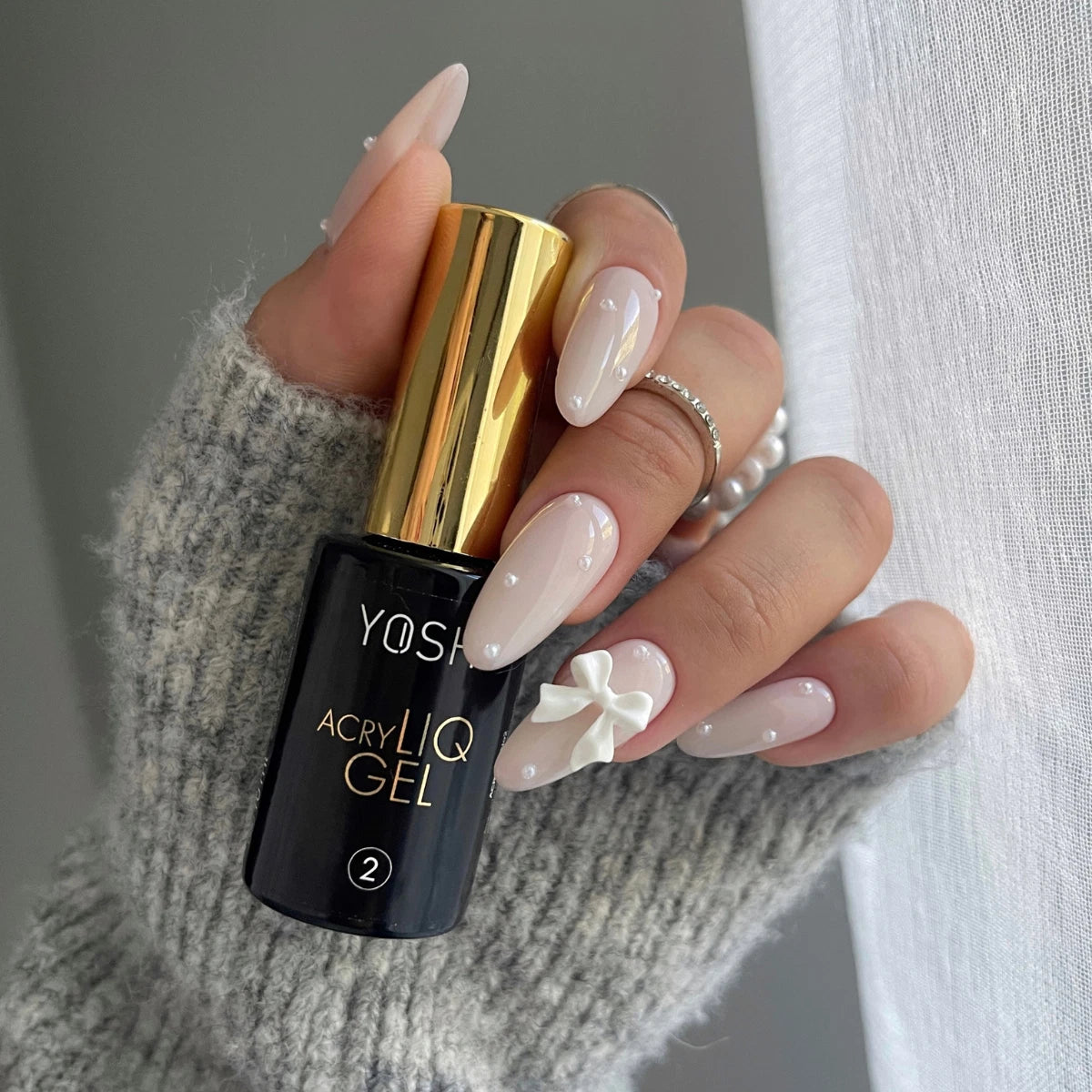 YOSHI AcryLIQ GEL in a bottle No2, 10ml